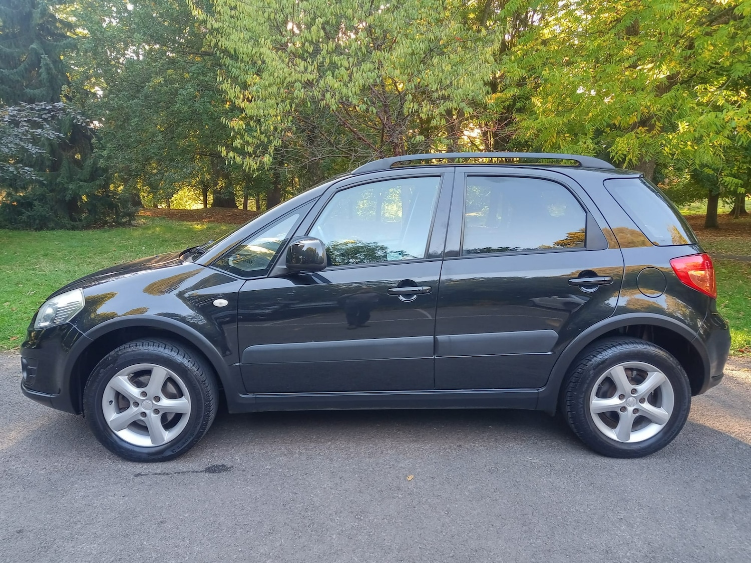 Used Suzuki SX4 2014 for sale - 76066872: Photo 3