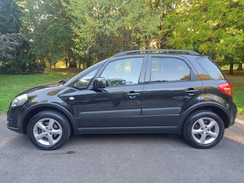 Used Suzuki SX4 2014 for sale - 76066872: Photo