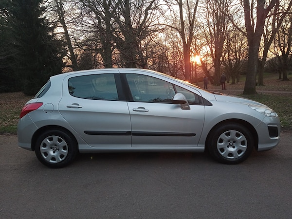 Used Peugeot 308 2013 for sale - 73921316: Photo 8
