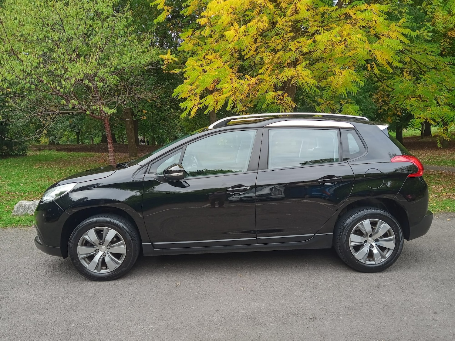 Used Peugeot 2008 2016 for sale - 76116709: Photo 3