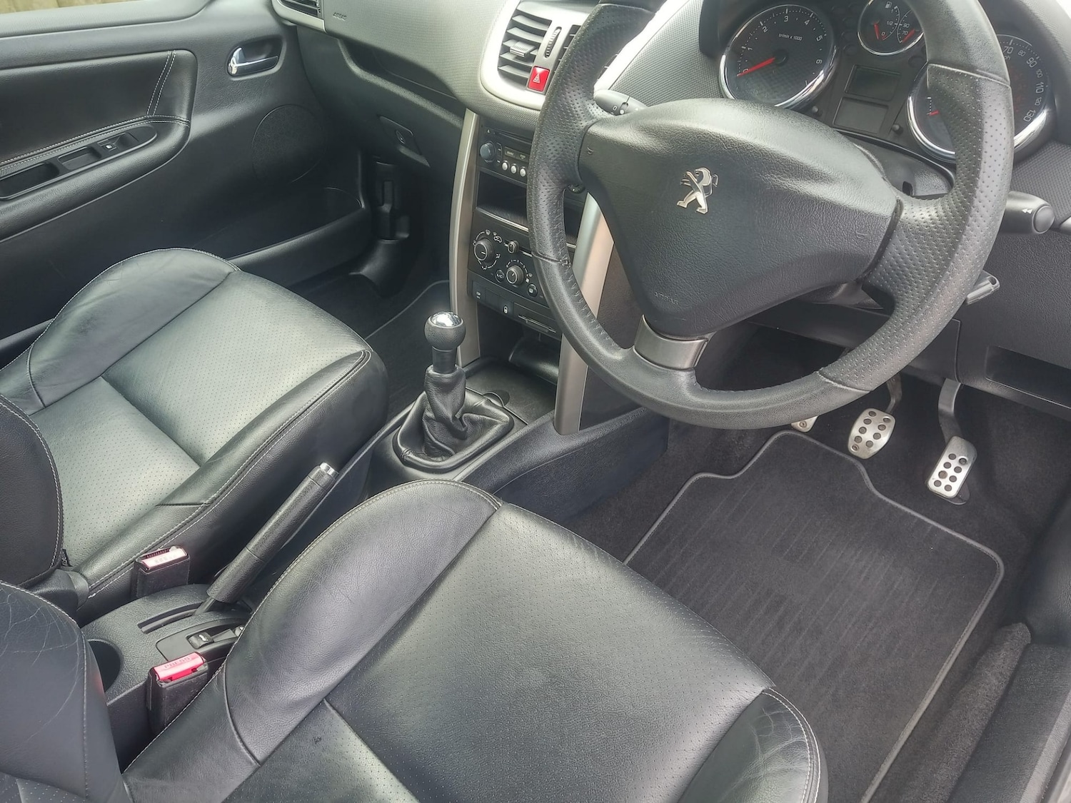 Used Peugeot 207 2013 for sale - 78026867: Photo 10