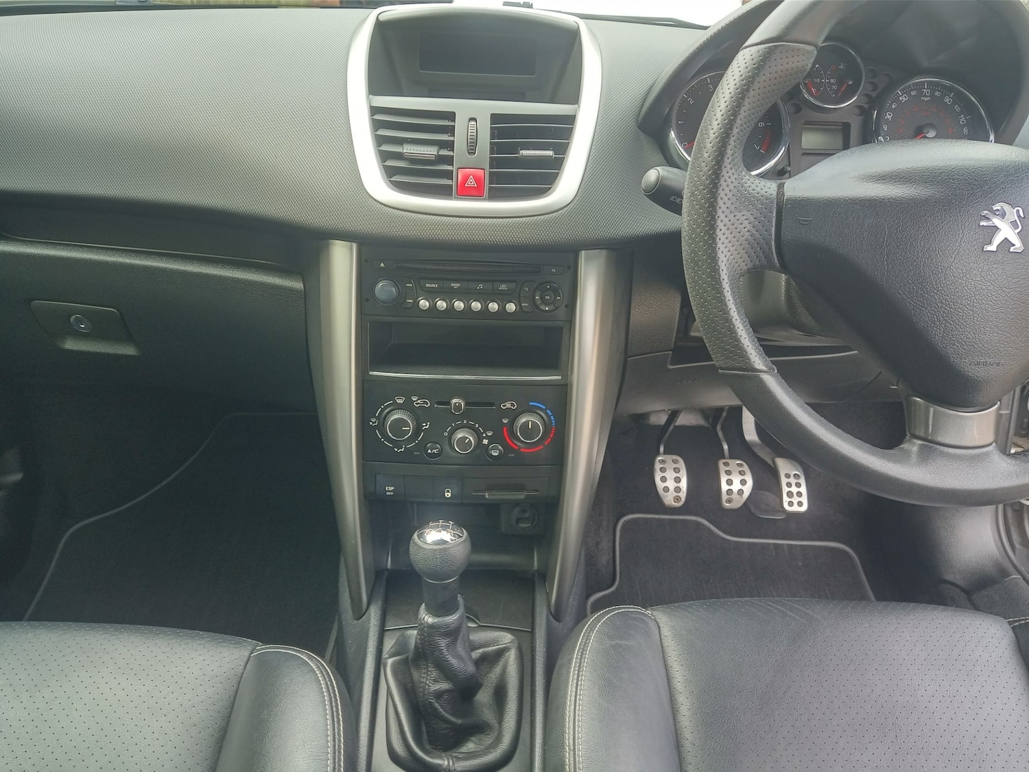 Used Peugeot 207 2013 for sale - 78026867: Photo 11