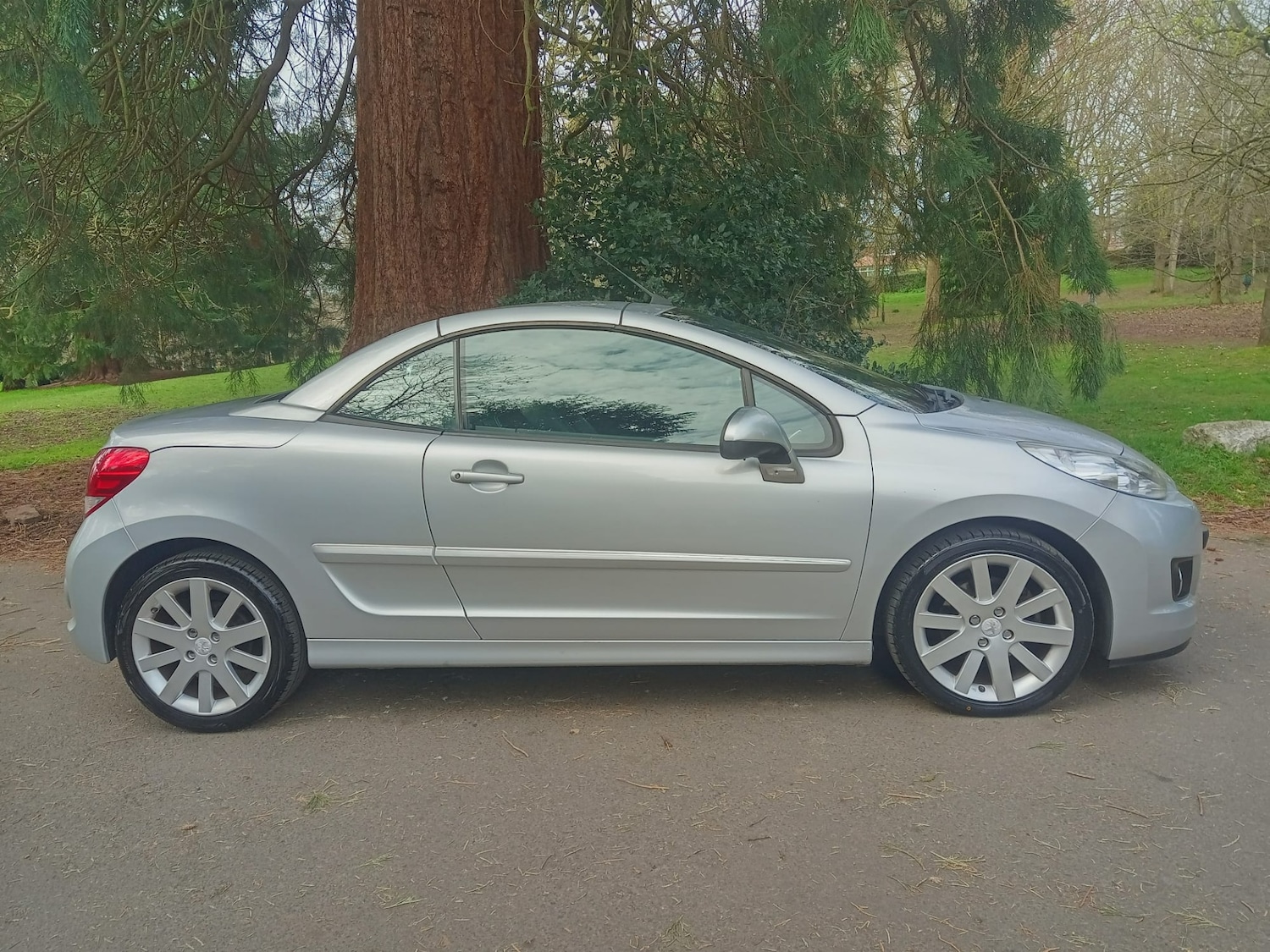 Used Peugeot 207 2013 for sale - 78026867: Photo 7