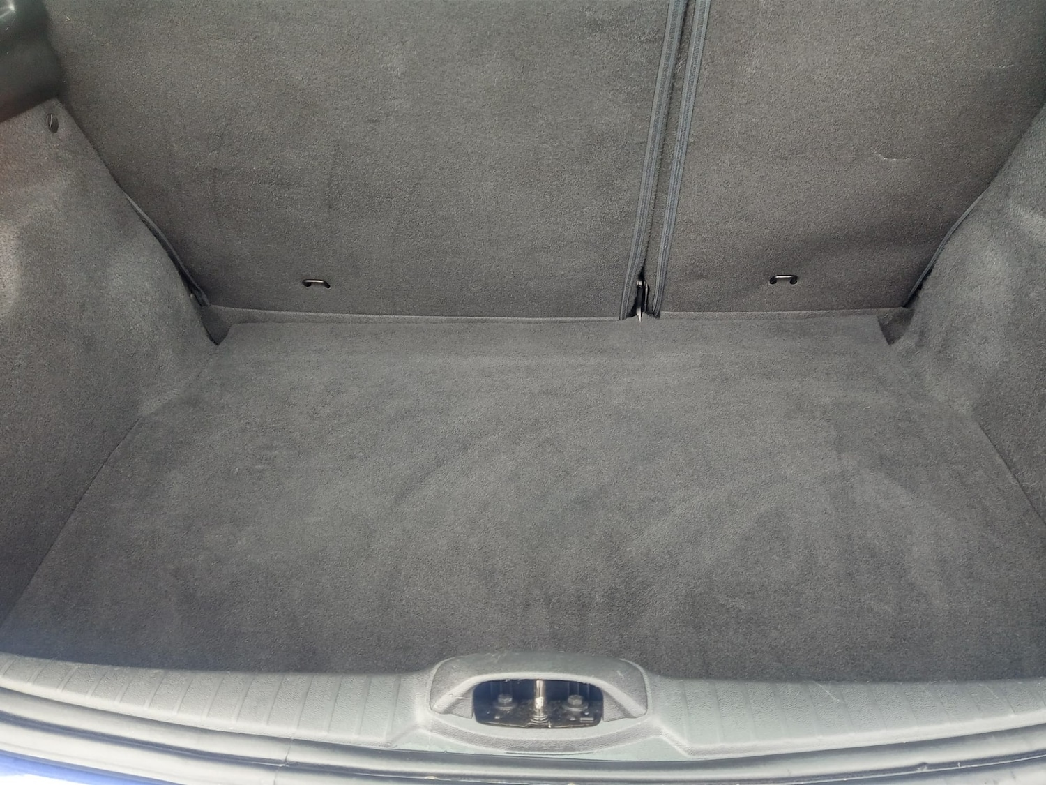 Used Peugeot 208 2015 for sale - 77762981: Photo 13