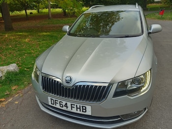 Used Skoda Superb 2015 for sale - 76115863: Photo