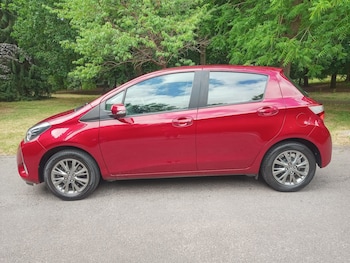 Used Toyota Yaris 2017 for sale - 79184932: Photo