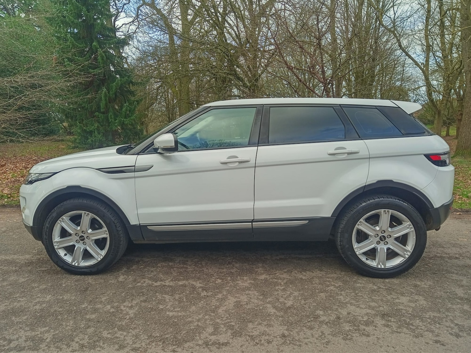 Used Land Rover Range Rover Evoque 2012 for sale - 77651090: Photo 3