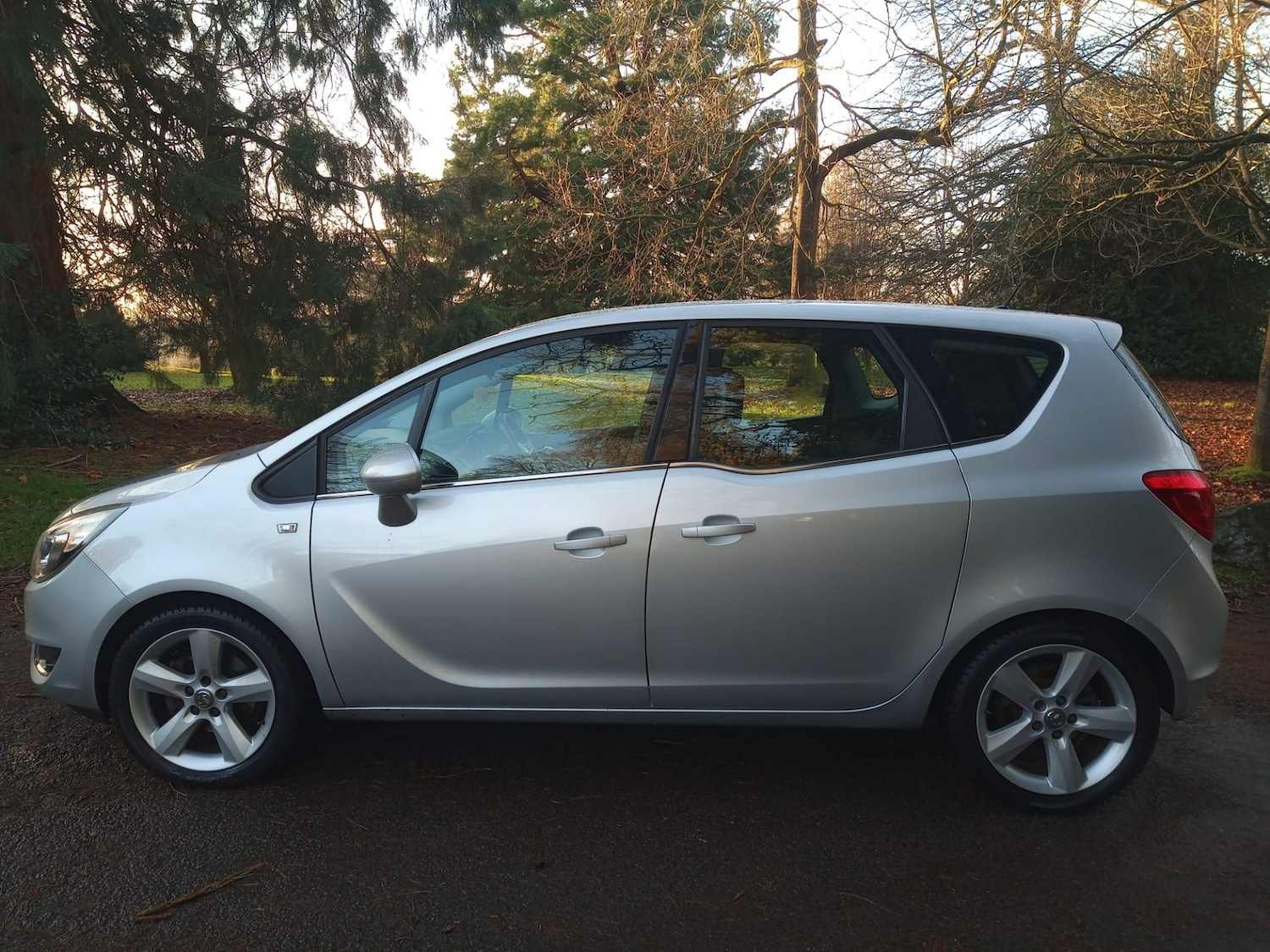 Used Vauxhall Meriva 2016 for sale - 77789174: Photo 3