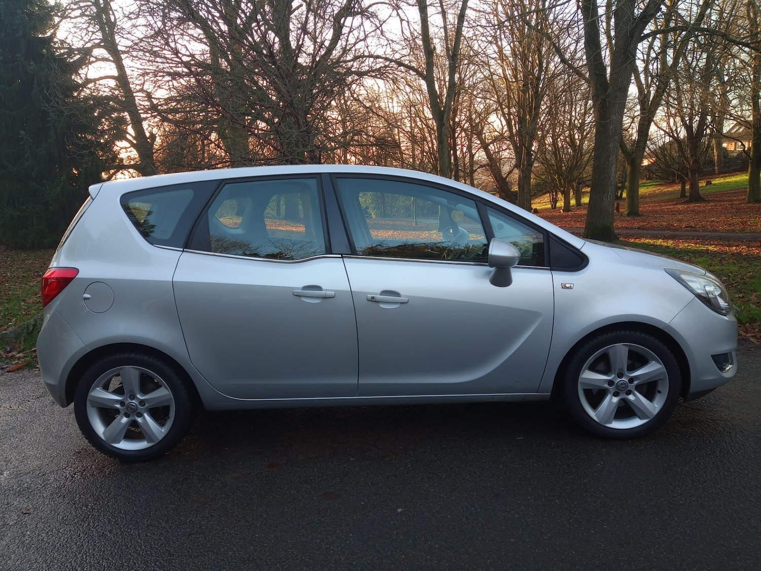Used Vauxhall Meriva 2016 for sale - 77789174: Photo 8