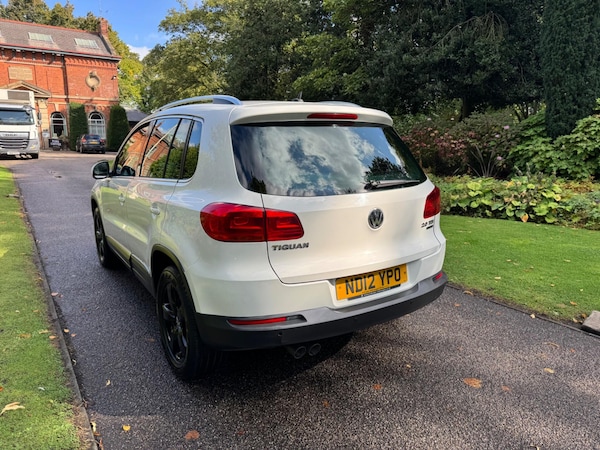 Used Volkswagen Tiguan 2012 for sale - 75977299: Photo 10