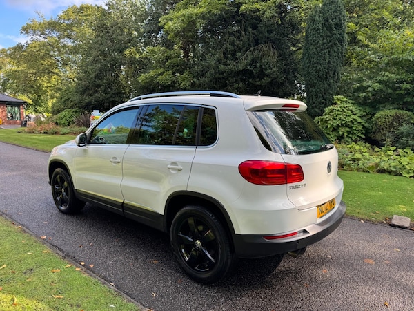 Used Volkswagen Tiguan 2012 for sale - 75977299: Photo 9