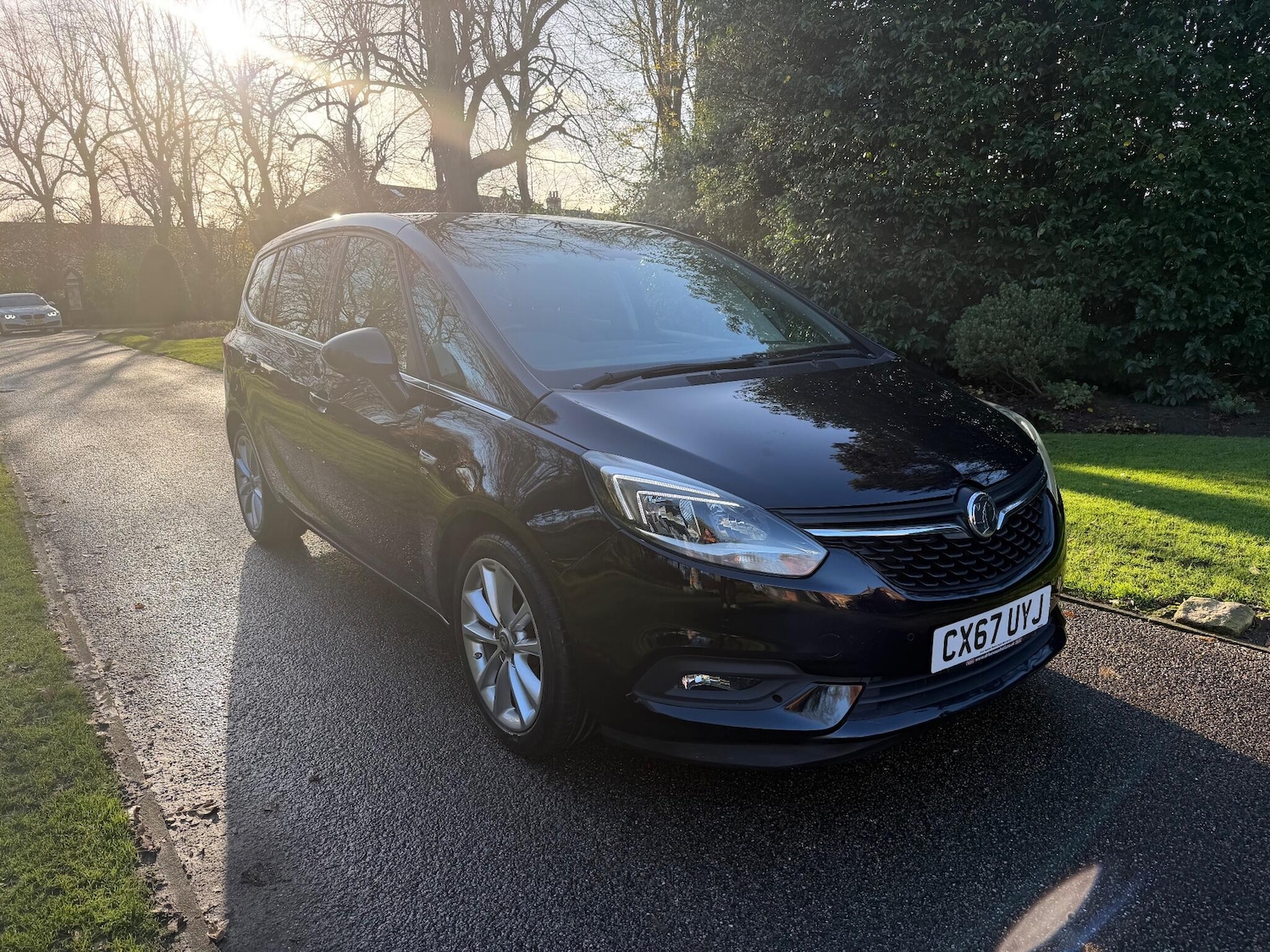 Used Vauxhall Zafira Tourer 2017 for sale - 76608166: Photo 3