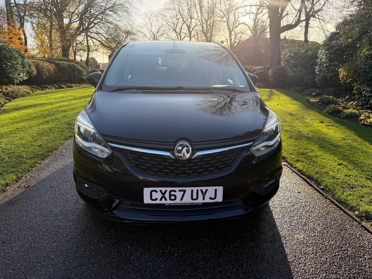 Used Vauxhall Zafira Tourer 2017 for sale - 76608166: Photo 4