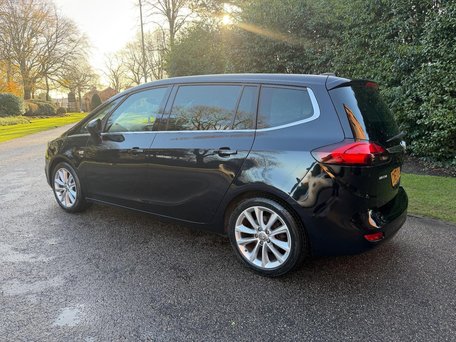 Used Vauxhall Zafira Tourer 2017 for sale - 76608166: Photo 9