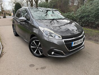 Peugeot 208 feature image