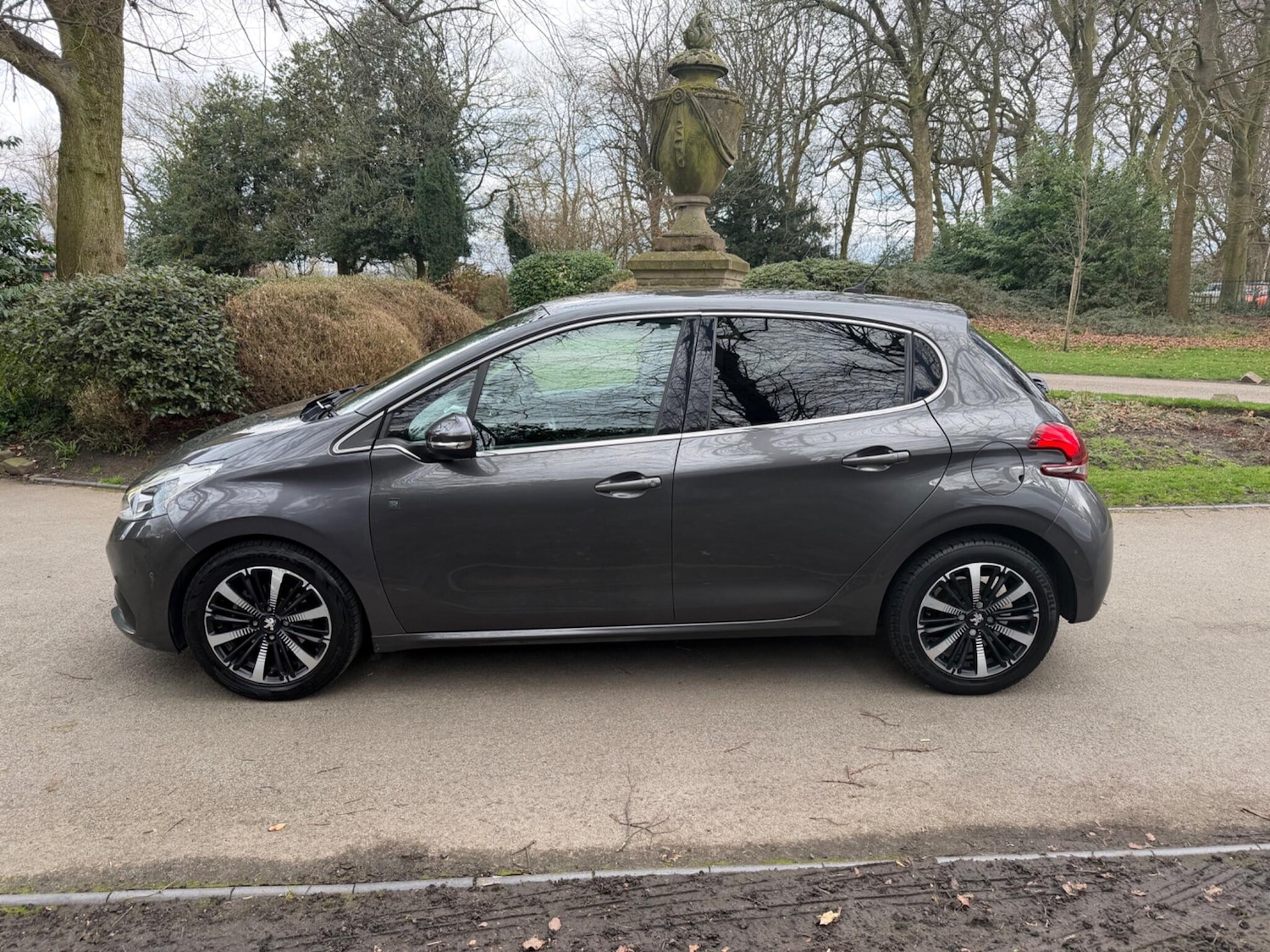 Used Peugeot 208 for sale - 77824587: Photo 7