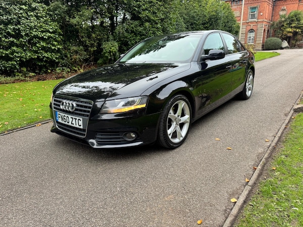 Used Audi A4 2010 for sale - 76085284: Photo 4