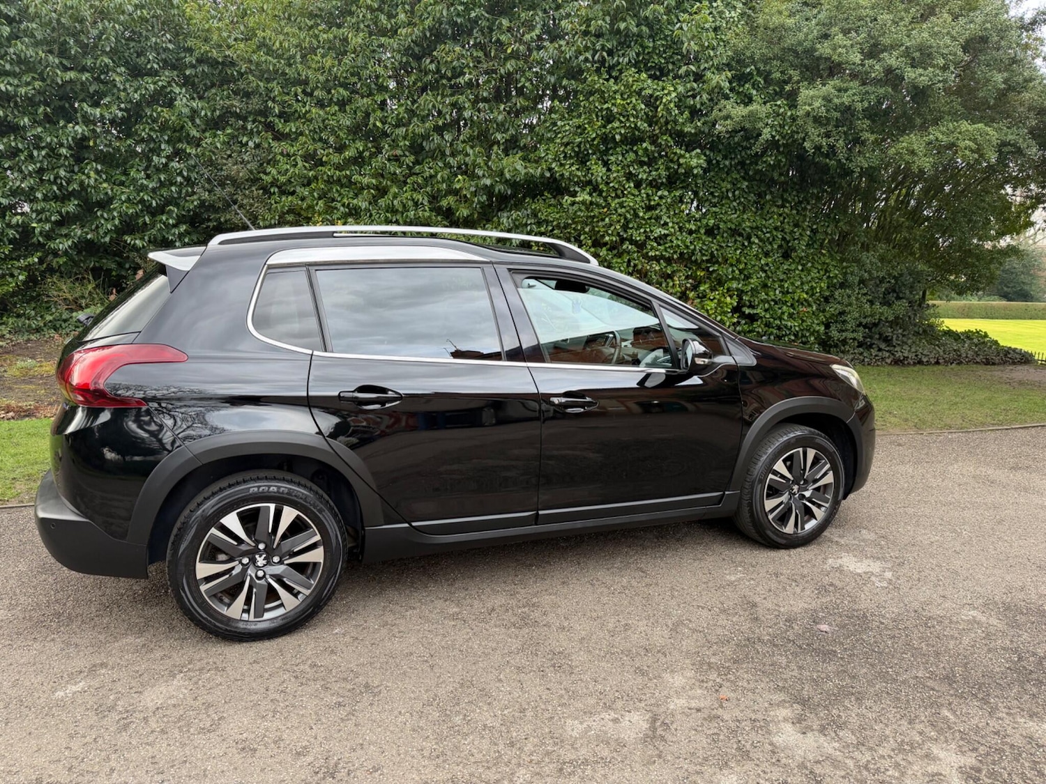 Used Peugeot 2008 2016 for sale - 77412158: Photo 12