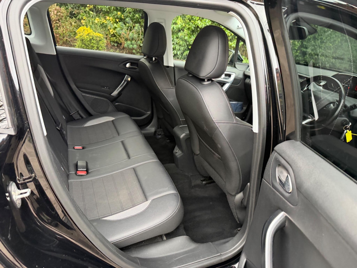 Used Peugeot 2008 2016 for sale - 77412158: Photo 19