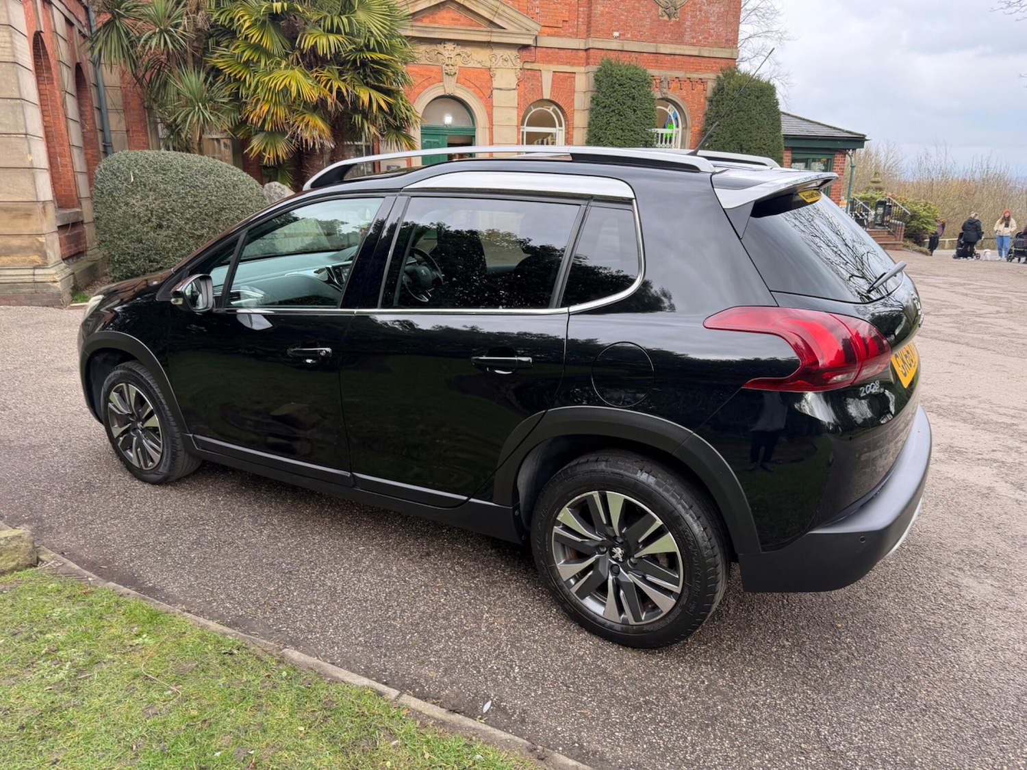 Used Peugeot 2008 2016 for sale - 77412158: Photo 8