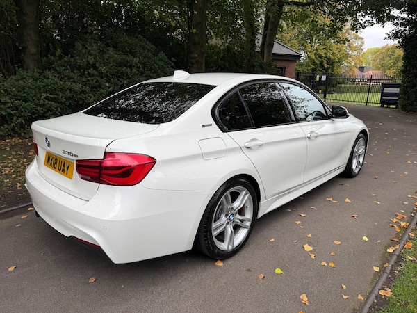 Used BMW 3 Series 2018 for sale - 76200061: Photo 10