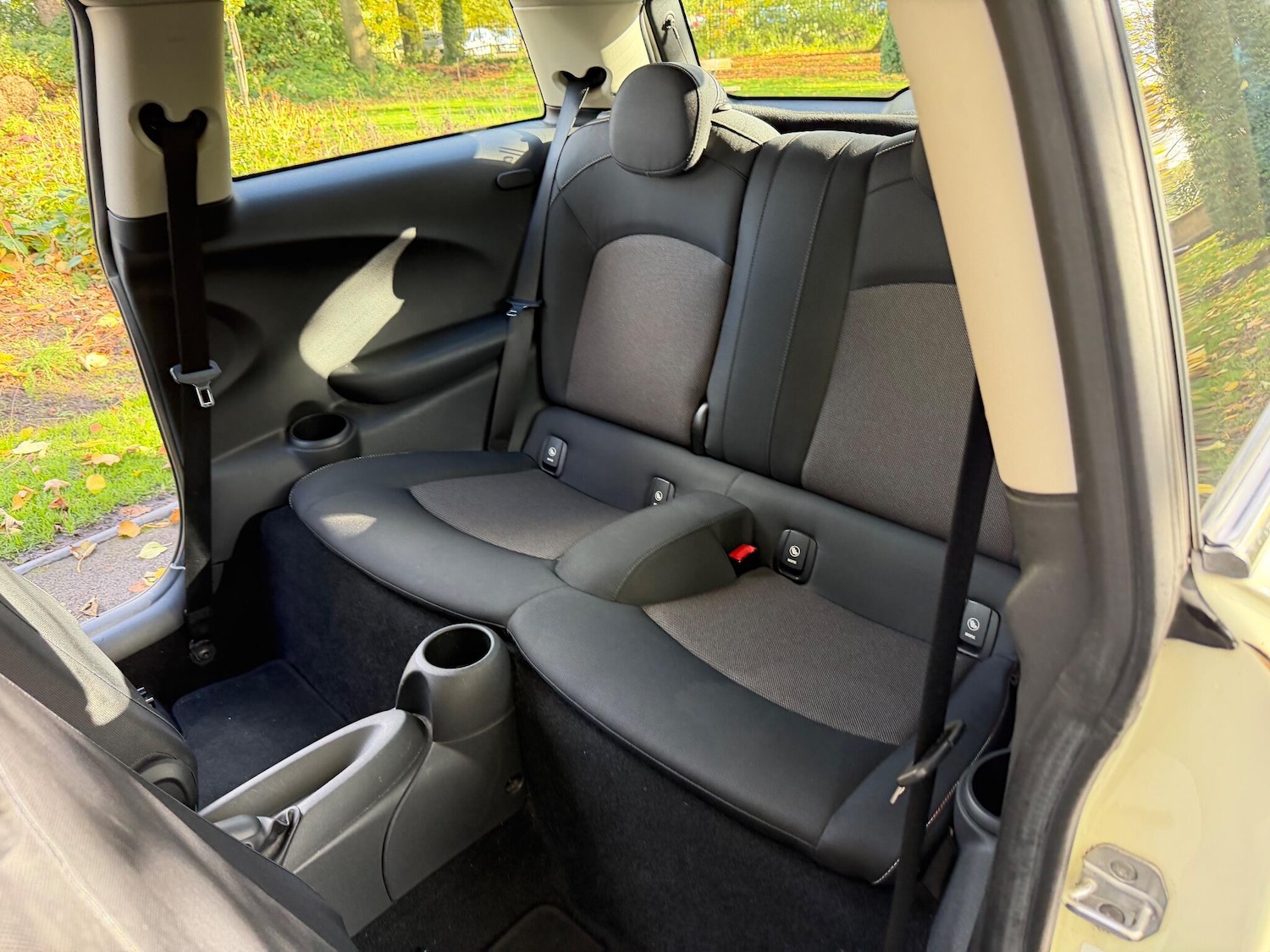 Used MINI Hatch 2015 for sale - 76995545: Photo 21