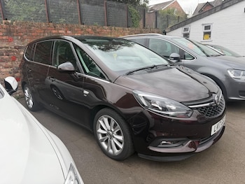 2017 (17) - 1.4T Elite 5dr