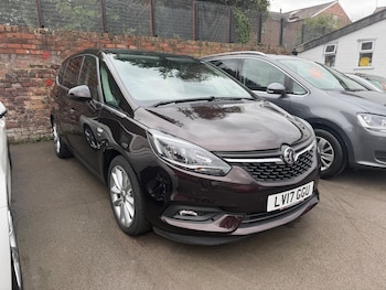 Used Vauxhall Zafira Tourer 2017 for sale - 76215660: Photo 2