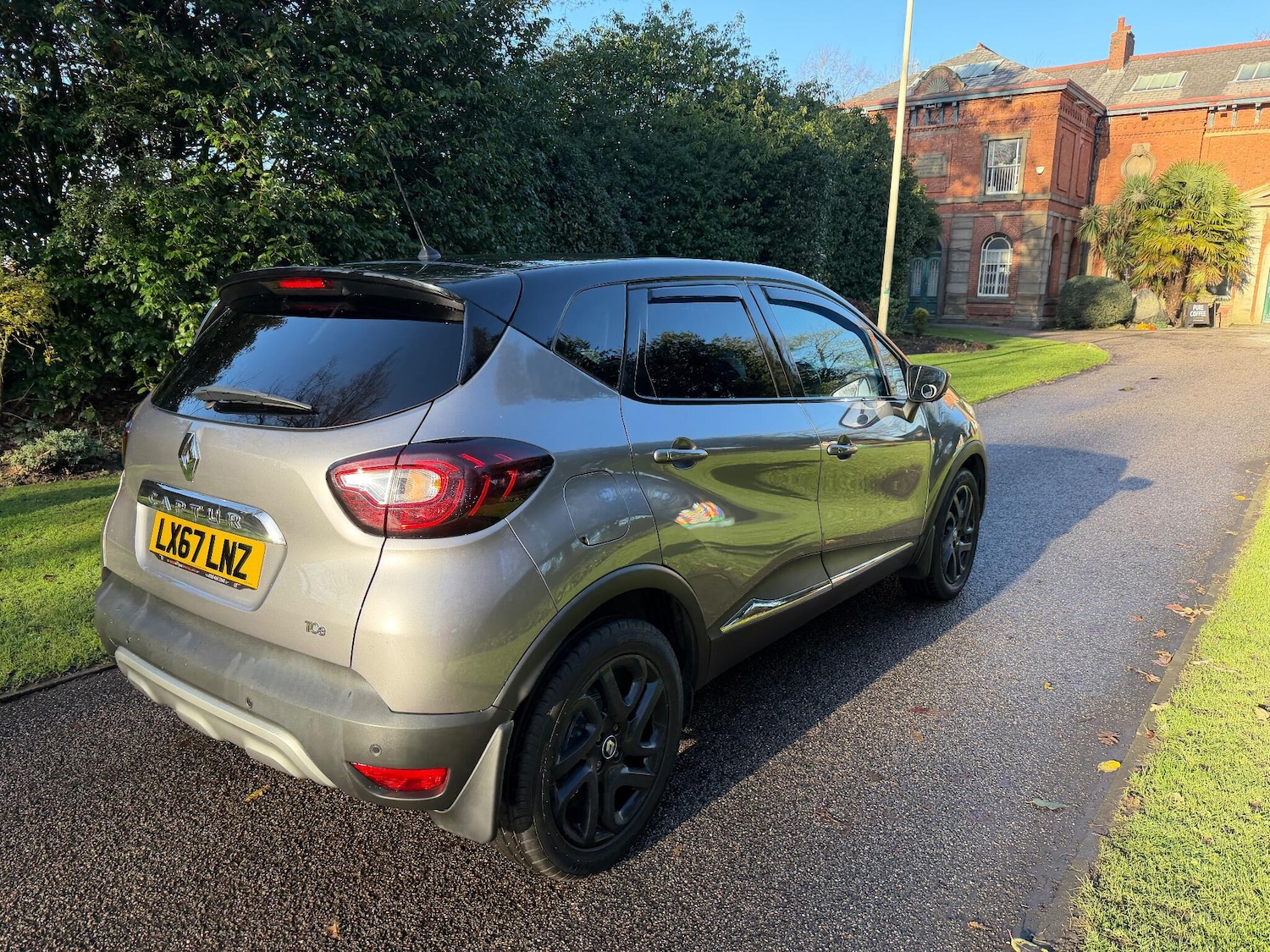 Used Renault Captur 2017 for sale - 76765655: Photo 11