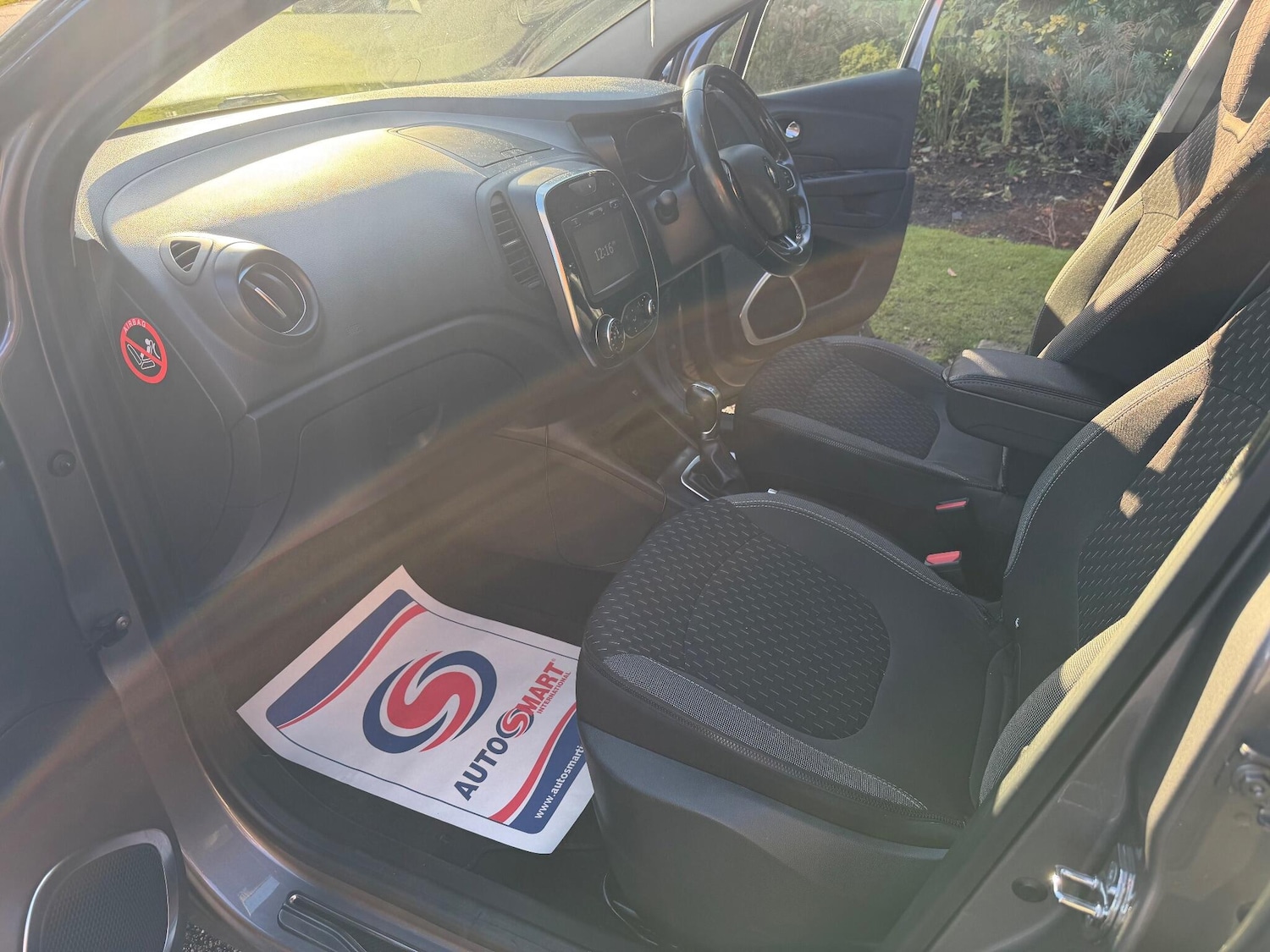 Used Renault Captur 2017 for sale - 76765655: Photo 17