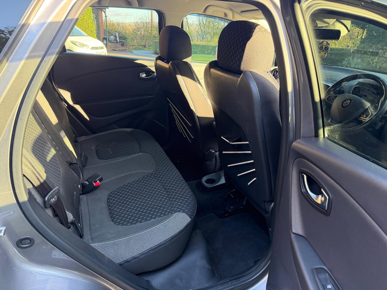 Used Renault Captur 2017 for sale - 76765655: Photo 19