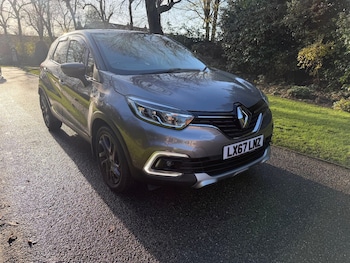 Used Renault Captur 2017 for sale - 76765655: Photo