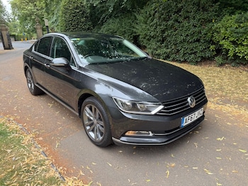 Used Volkswagen Passat 2017 for sale - 79426590: Photo