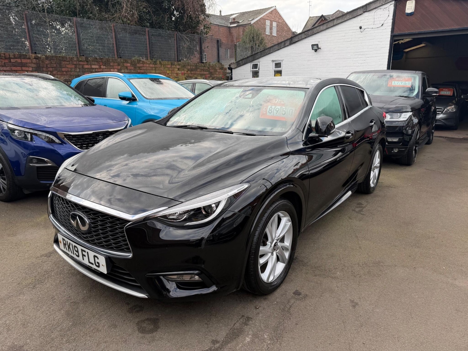 Used Infiniti Q30 2019 for sale - 77769760: Photo 3