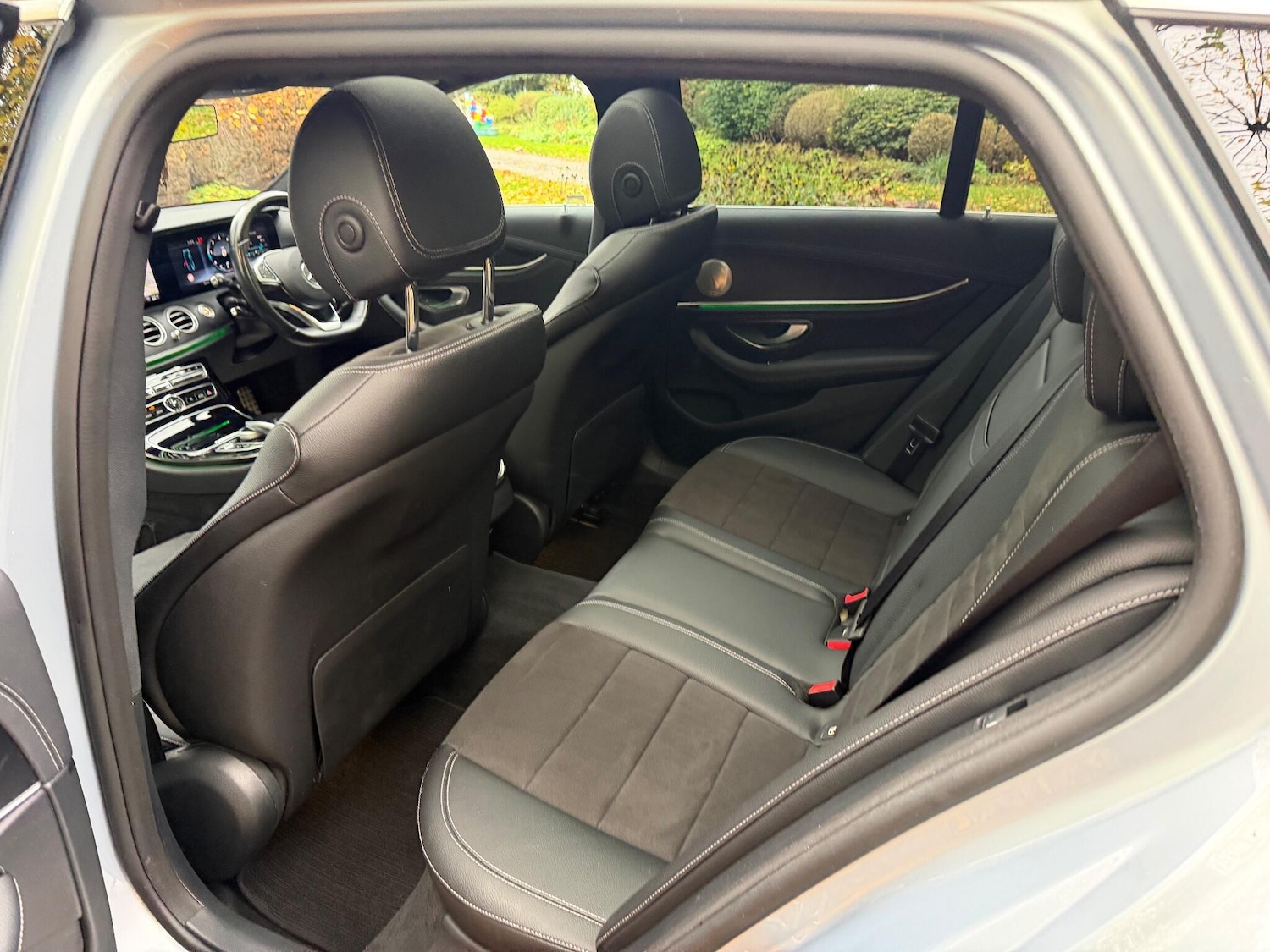 Used Mercedes-Benz E Class 2017 for sale - 76360372: Photo 28