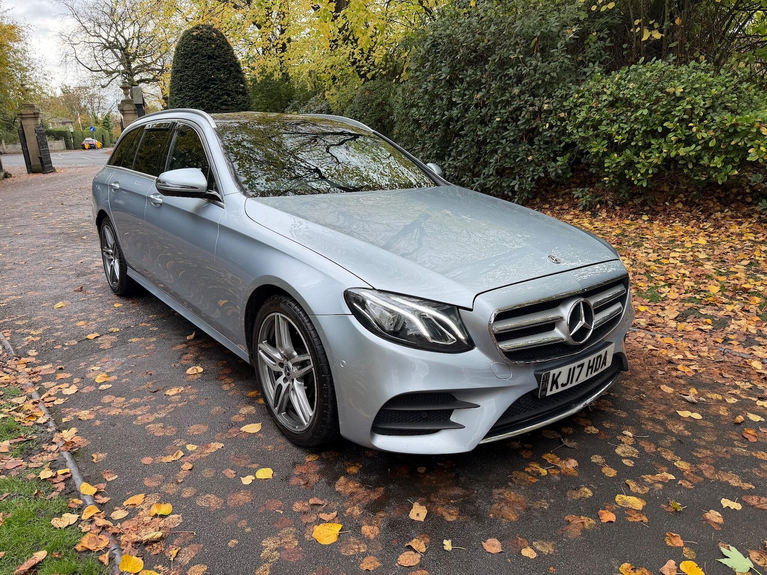 Used Mercedes-Benz E Class 2017 for sale - 76360372: Photo 3