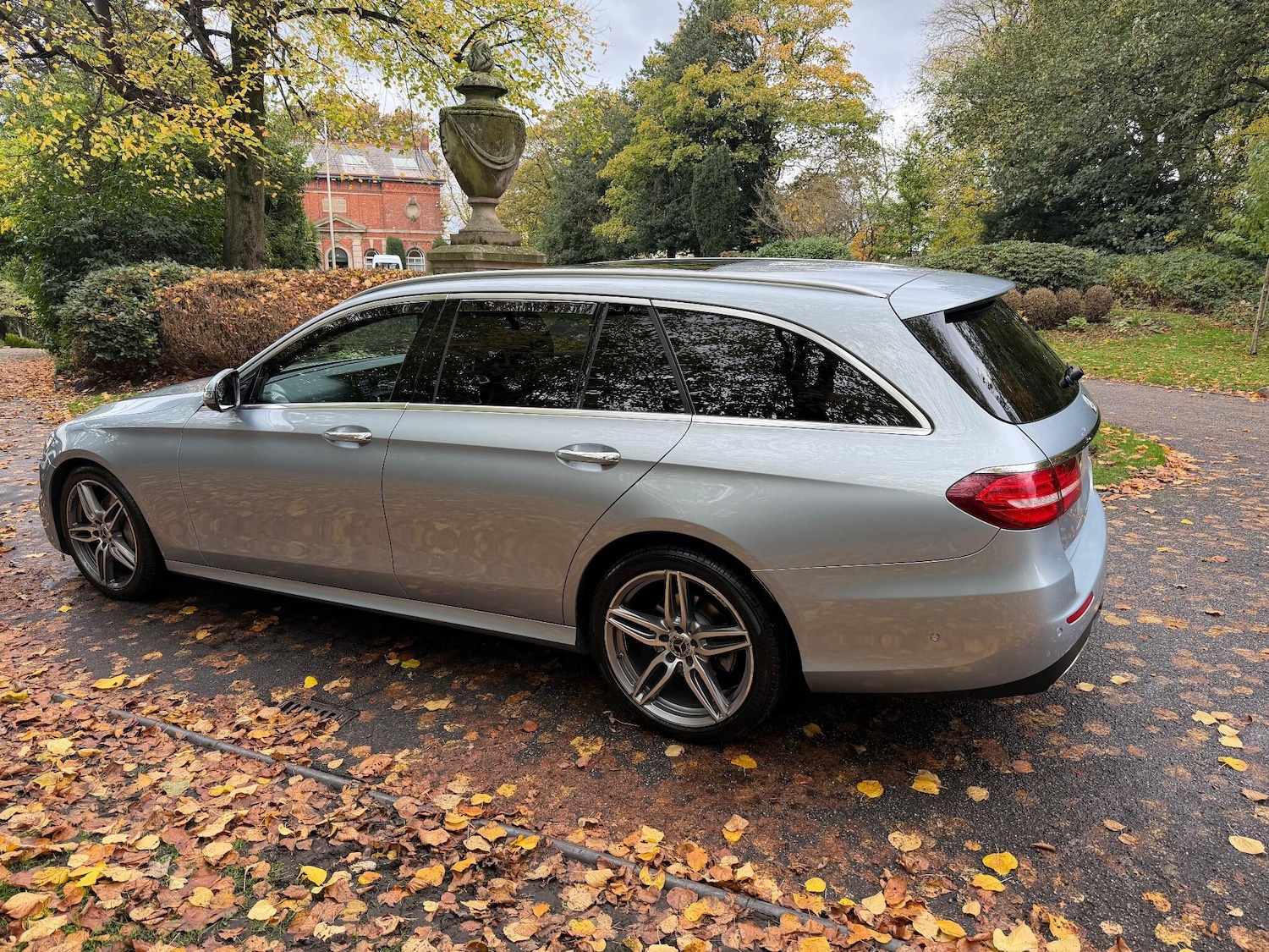 Used Mercedes-Benz E Class 2017 for sale - 76360372: Photo 9