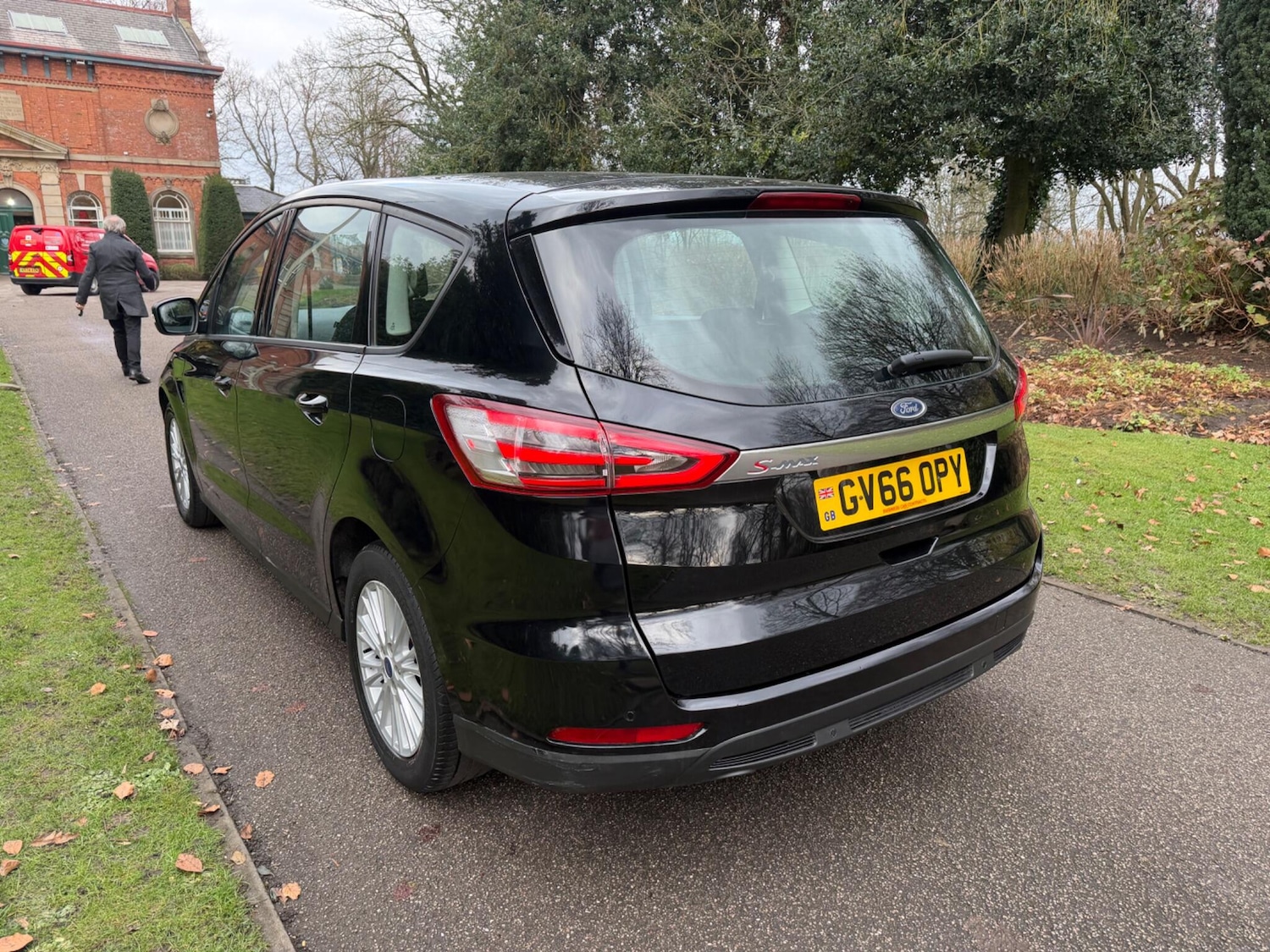 Used Ford S-Max 2017 for sale - 77625098: Photo 13