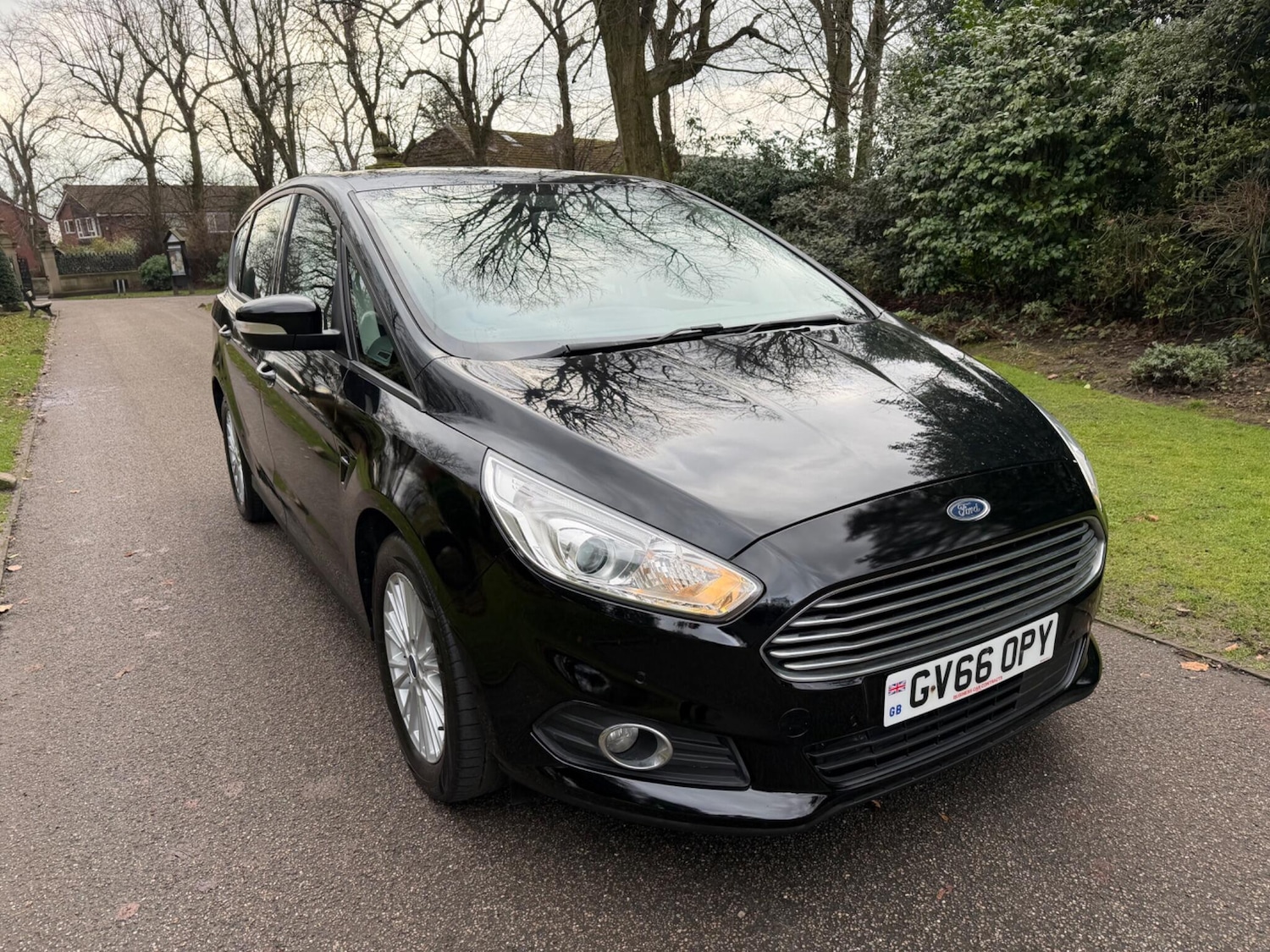 Used Ford S-Max 2017 for sale - 77625098: Photo 4