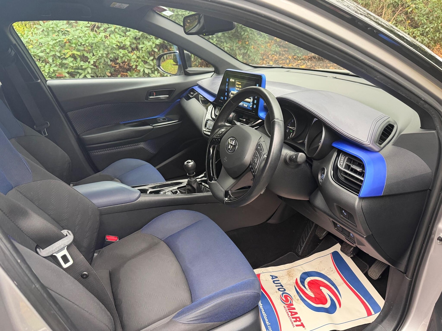 Used Toyota C-HR 2017 for sale - 76538925: Photo 13