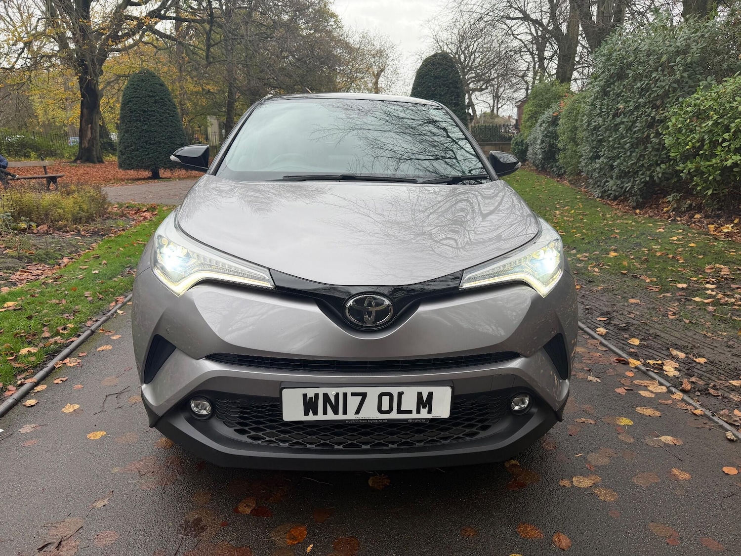Used Toyota C-HR 2017 for sale - 76538925: Photo 5