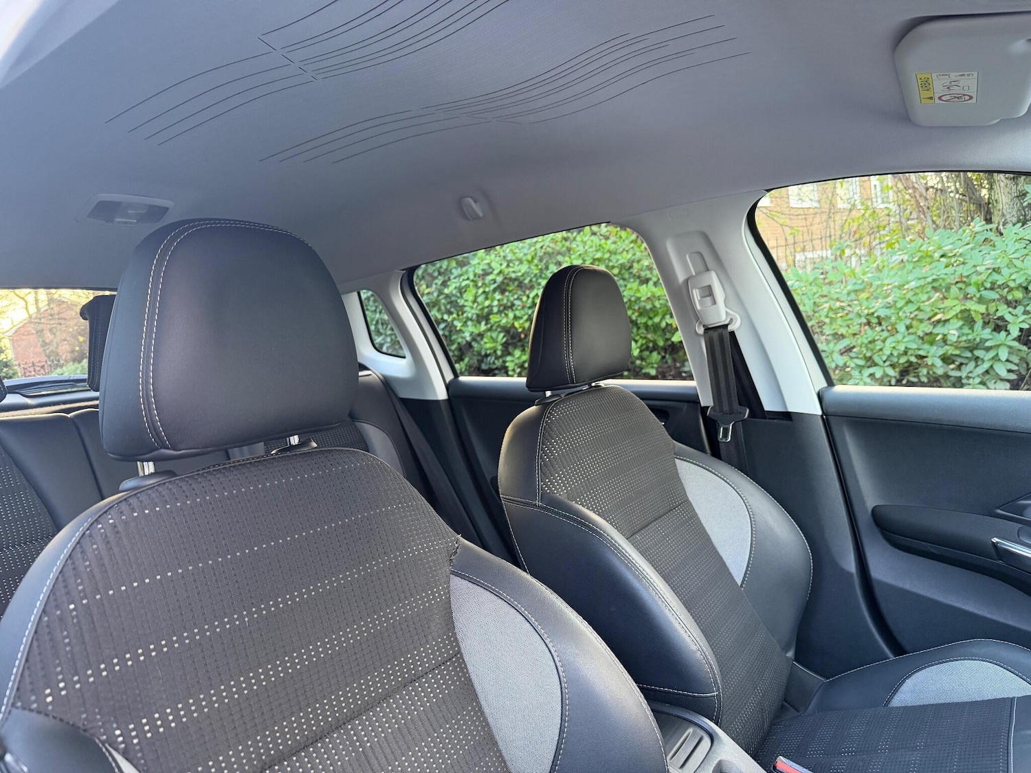 Used Peugeot 2008 2017 for sale - 77163053: Photo 13