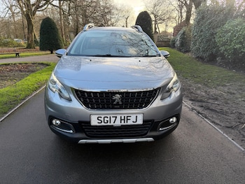Used Peugeot 2008 2017 for sale - 77163053: Photo