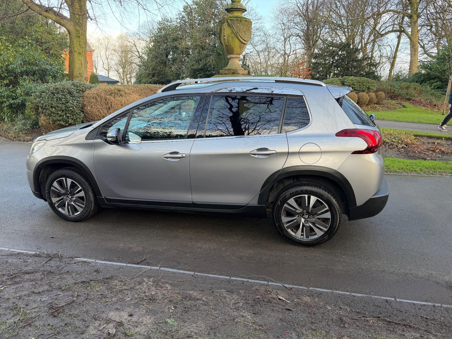 Used Peugeot 2008 2017 for sale - 77163053: Photo 7