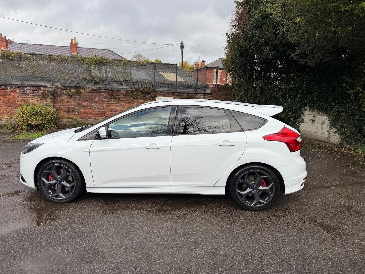 Used Ford Focus 2013 for sale - 76284326: Photo 8