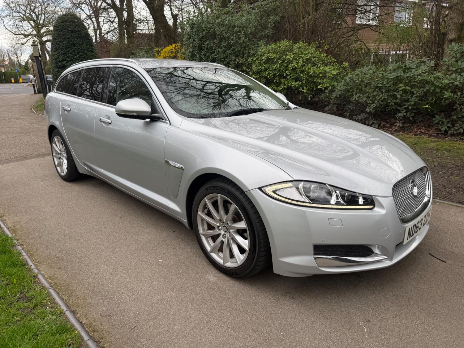Used Jaguar XF 2014 for sale - 78007220: Photo 3