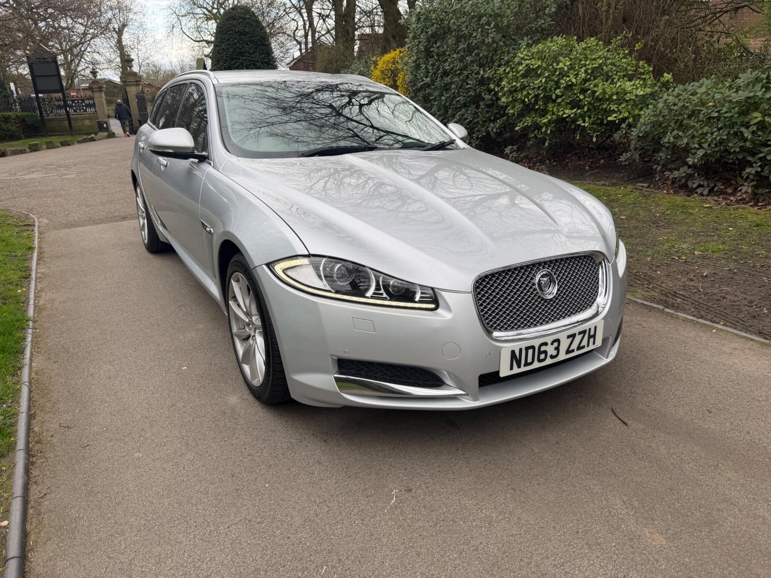 Used Jaguar XF 2014 for sale - 78007220: Photo 4
