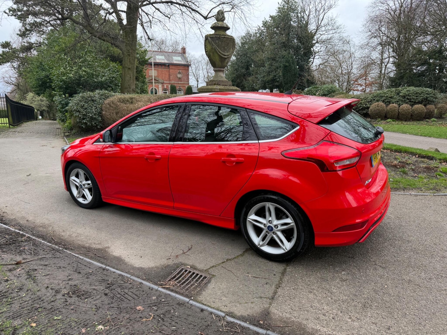 Used Ford Focus for sale - 77854292: Photo 9