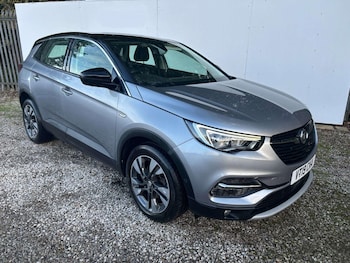 Vauxhall - Grandland X