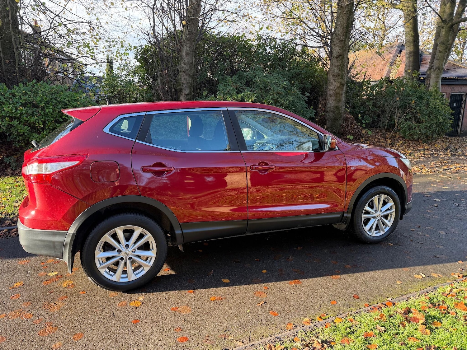 Used Nissan Qashqai 2014 for sale - 76095110: Photo 13